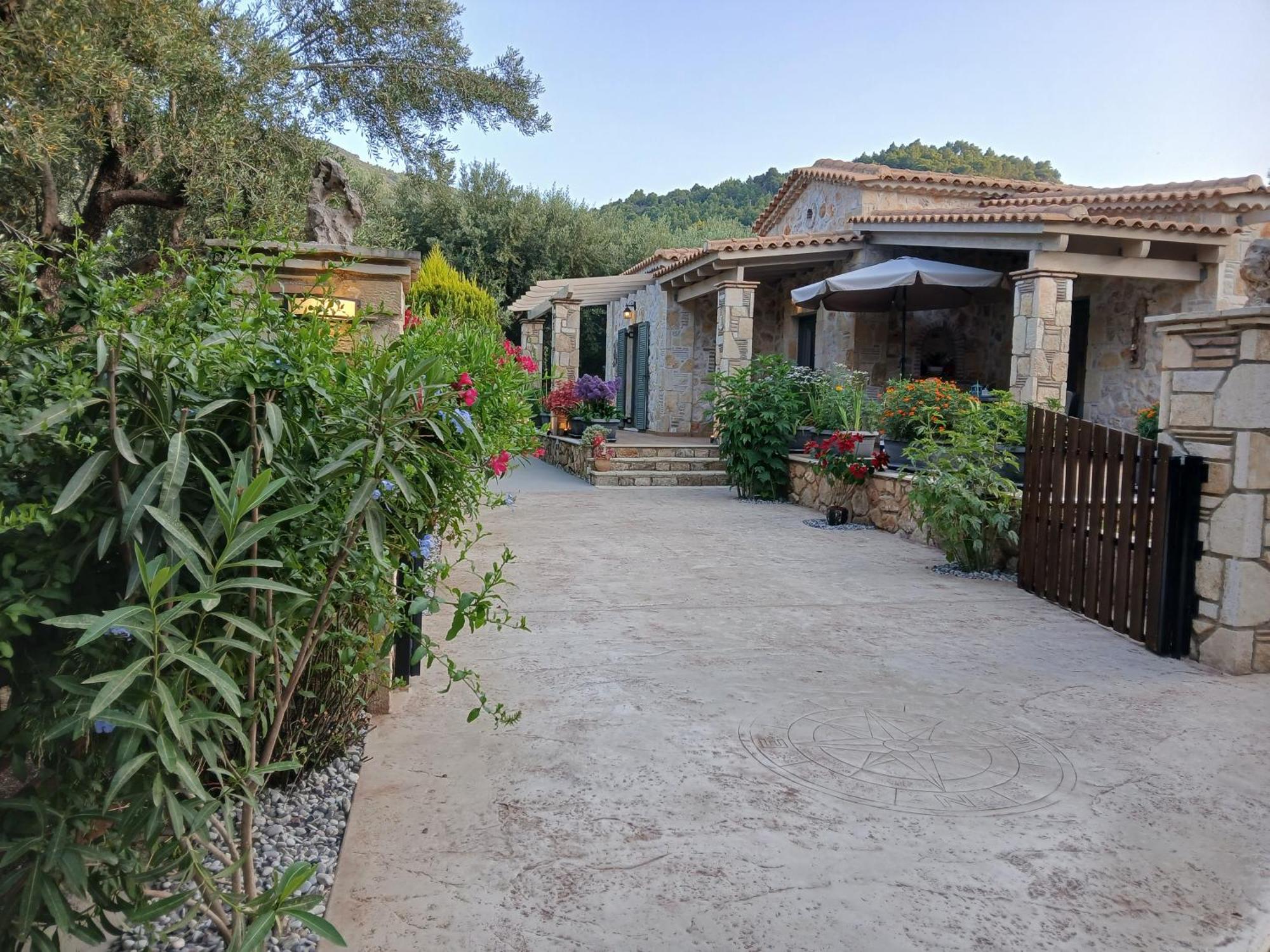 Villa Liberta Keri Exterior foto